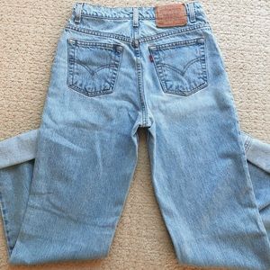 Vintage Highwaisted Levi 512 Jeans